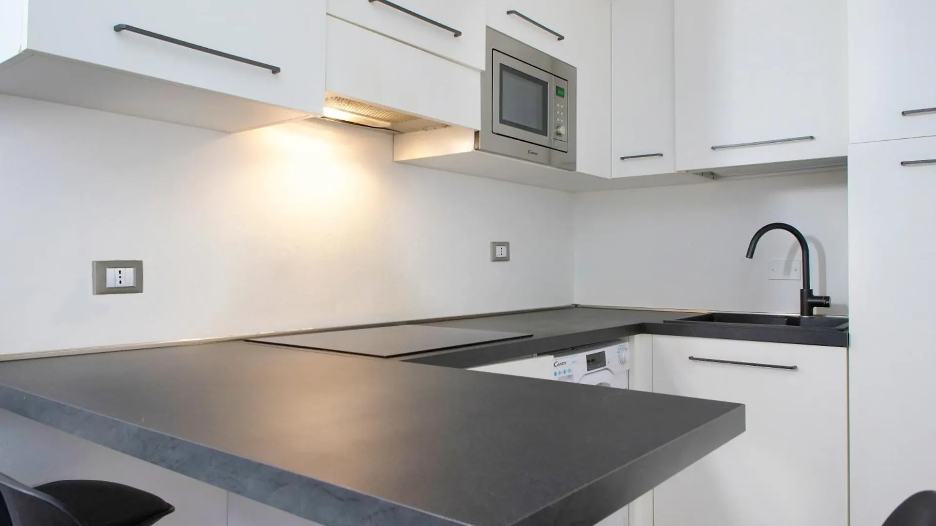 Star Dust Apartment Milan